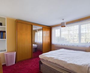 Photo 13- click for photo gallery